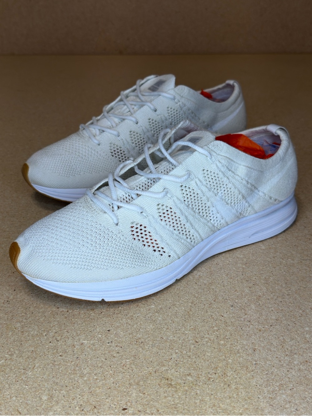 Nike Flyknit Trainer White Gum Men’s 10 AH8396-102 2018 Sneakers
